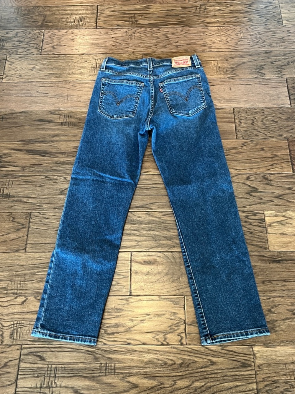 Levi’s Wedgie Straight High Rise Size 28 - Picture 2 of 16